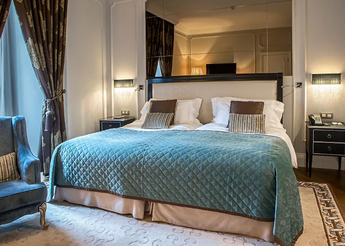 洲际波尔图酒店 - 卡多佐宫 酒店