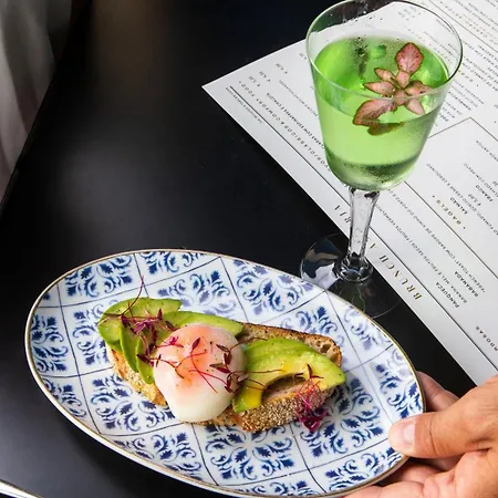 فندق إنتركونتيننتال - بالاسيو داس كاردوساس 5*