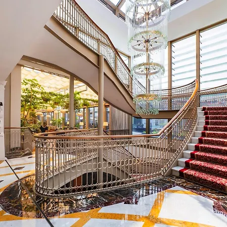 فندق إنتركونتيننتال - بالاسيو داس كاردوساس 5*