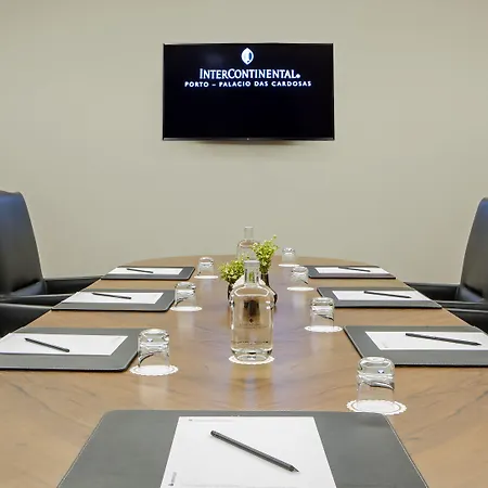 فندق إنتركونتيننتال - بالاسيو داس كاردوساس بورتو