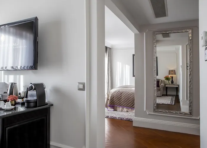 인터컨티넨탈 포르토 - 팔라시오 다스 카르도사스 5*