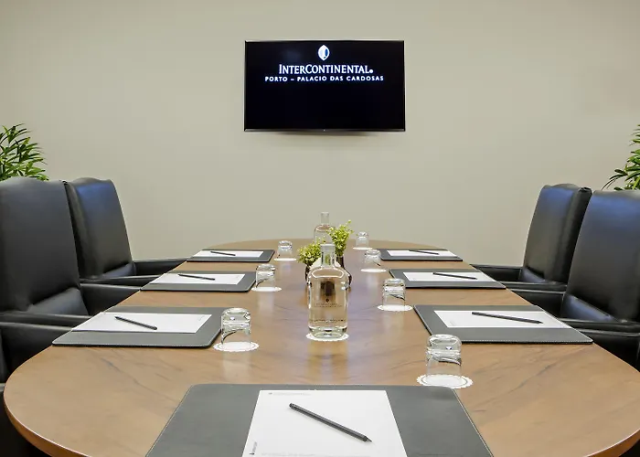 호텔 인터컨티넨탈 포르토 - 팔라시오 다스 카르도사스 포르투