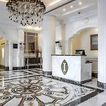 إنتركونتيننتال - بالاسيو داس كاردوساس 5* بورتو