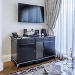فندق إنتركونتيننتال - بالاسيو داس كاردوساس بورتو