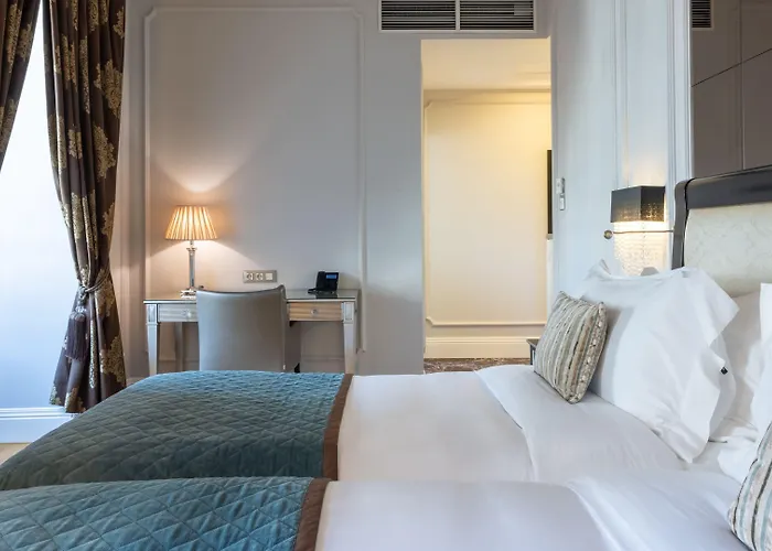 Szálloda Intercontinental - Palacio Cardosas By Ihg 5*